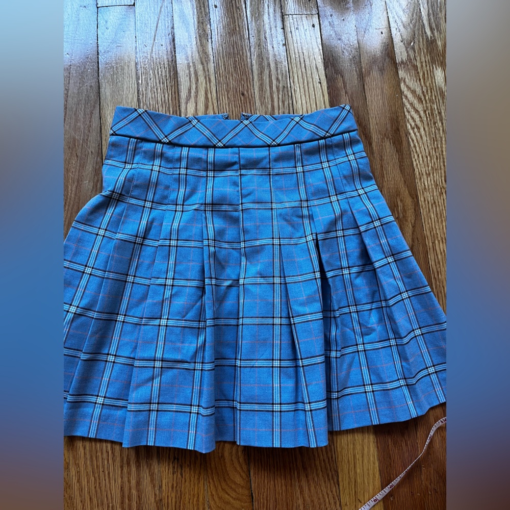 Uniqlo plaid skirt